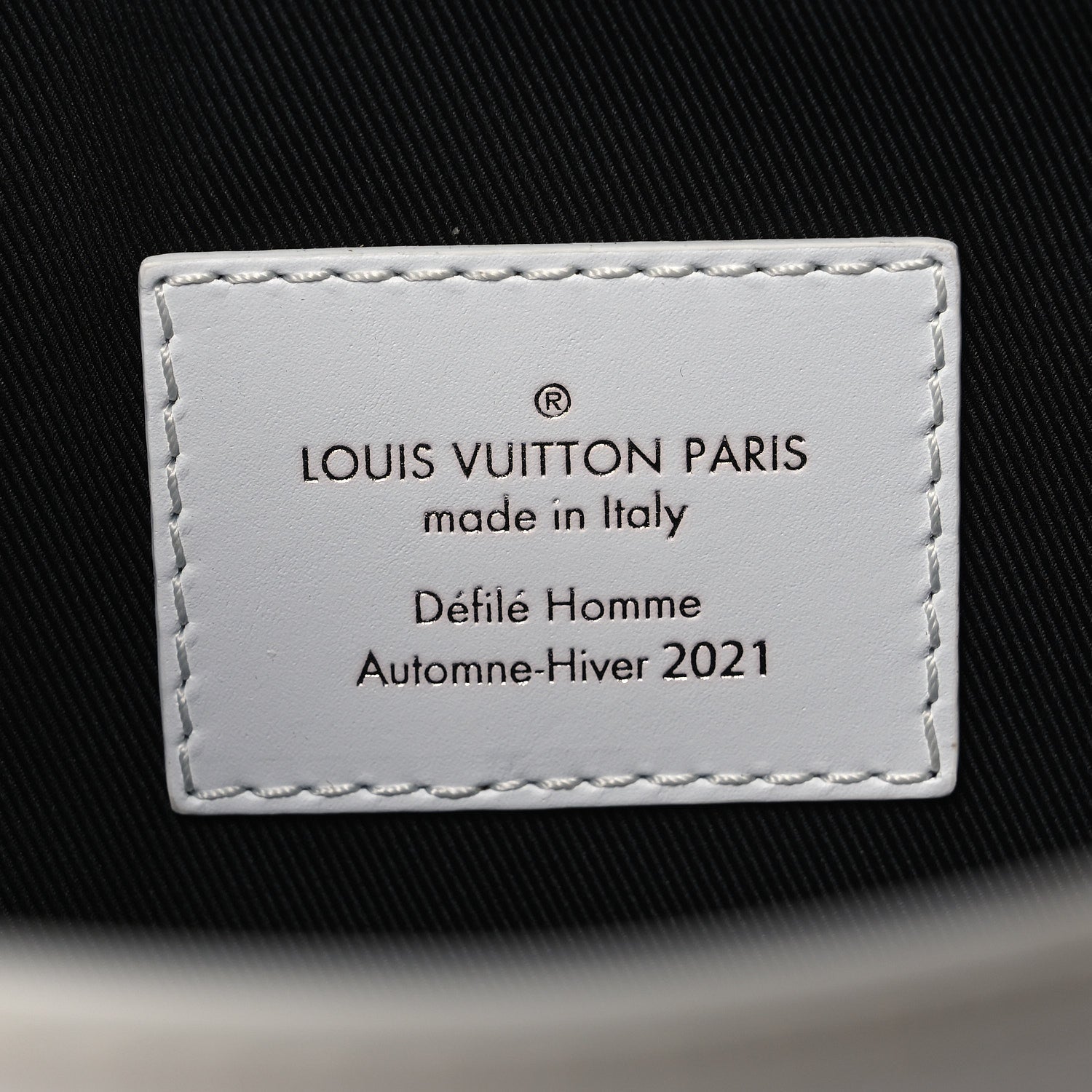 Louis Vuitton Calfskin Newspaper Print Pouch 7 of 7