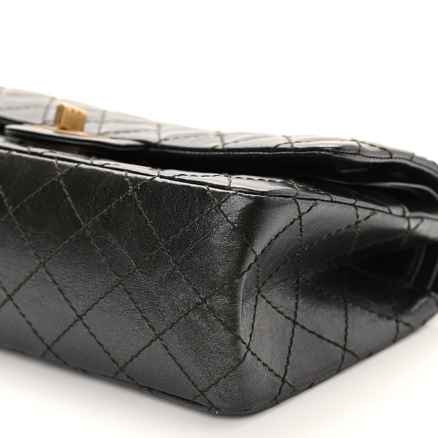 Iridescent Calfskin Quilted 2.55 Reissue 225 Flap Ruthenium