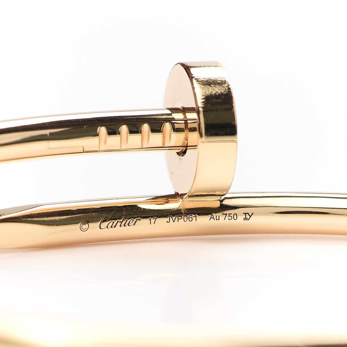 18K Yellow Gold Juste Un Clou Bracelet 17