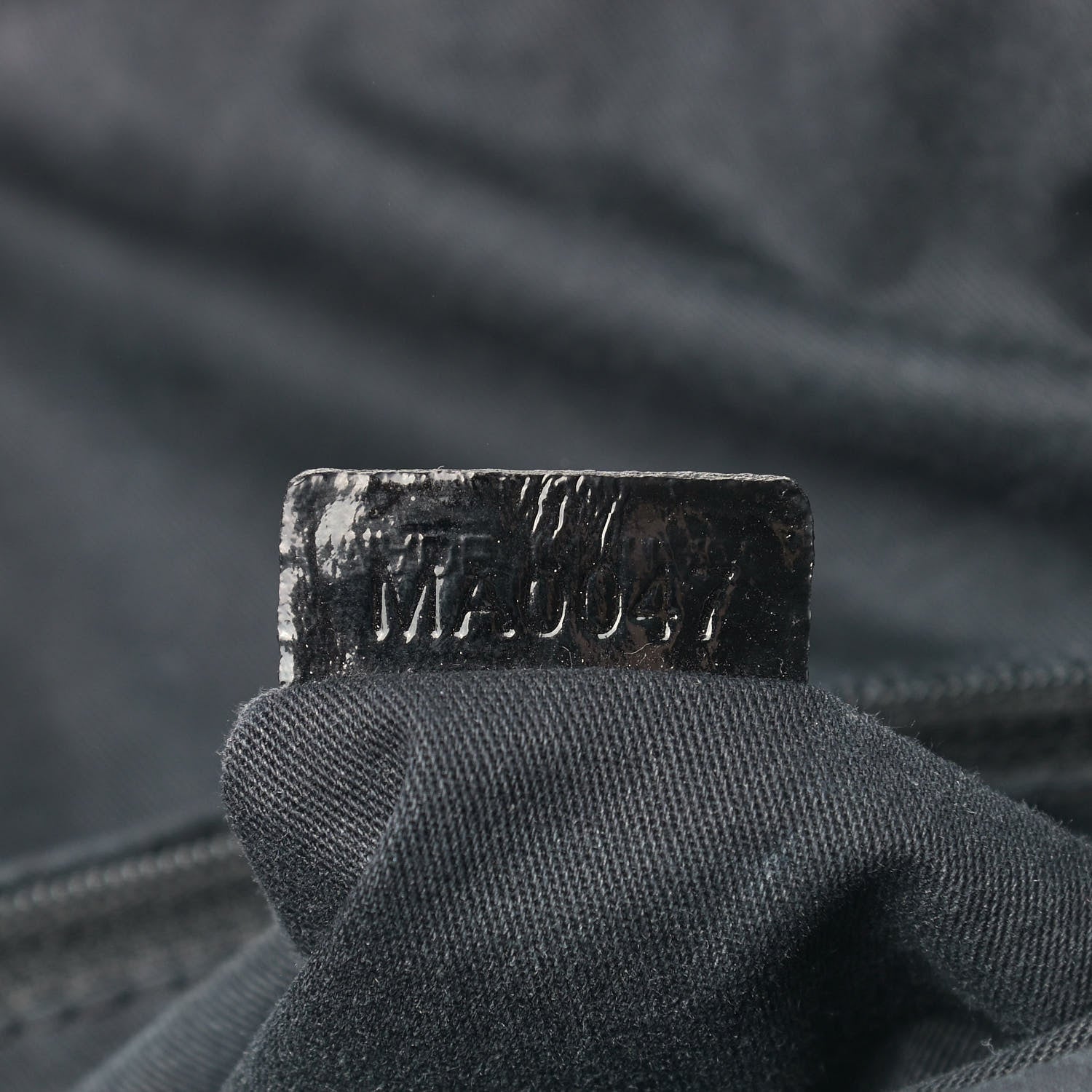 Givenchy Crinkled Patent Calfskin Medium Nightingale Black 10 of 18