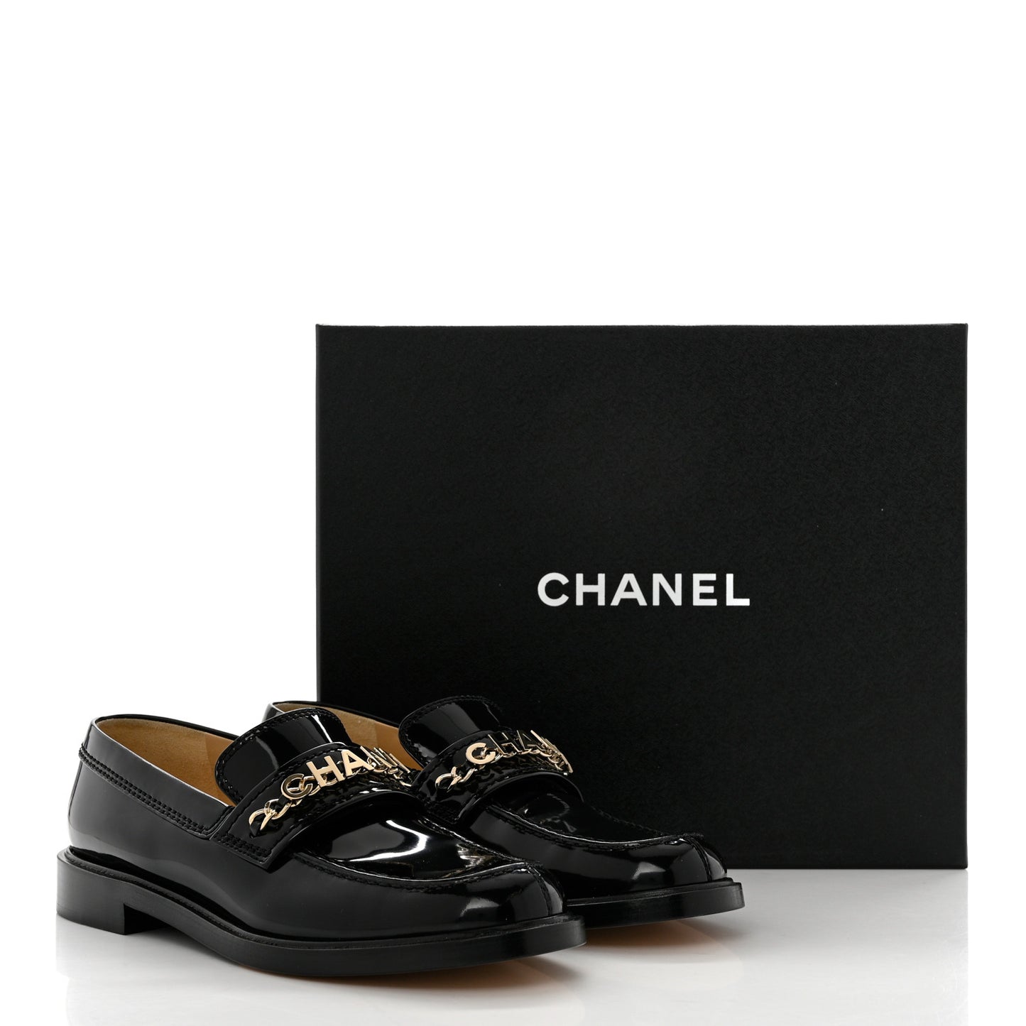 Shiny Calfskin Logo Loafers 38.5 Black