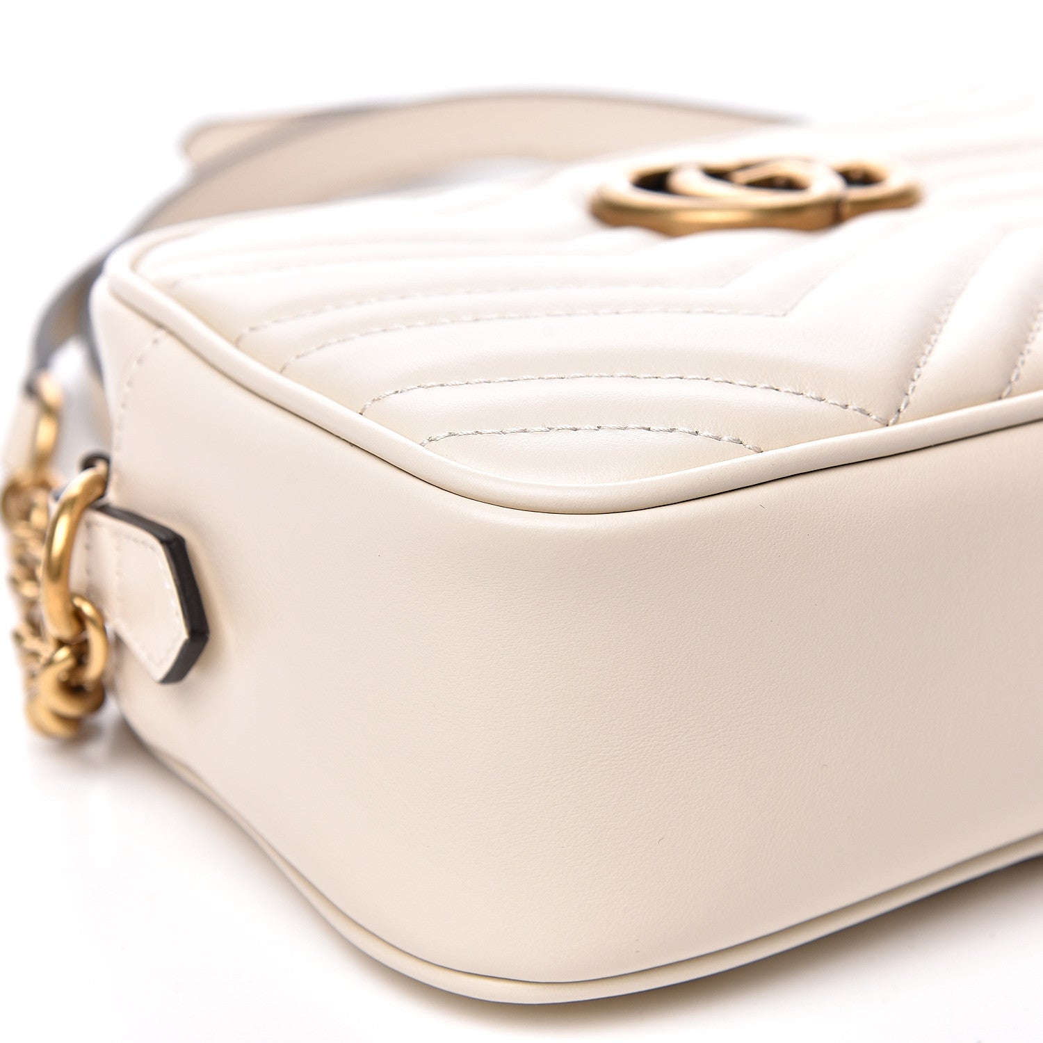 Gucci Calfskin Matelasse Small GG Marmont Chain Shoulder Bag White 7 of 10