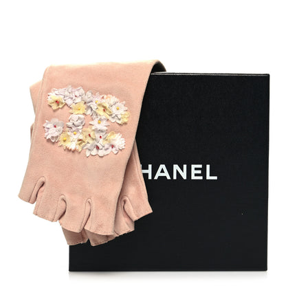 Chanel Suede Goatskin Fingerless CC Gloves 7 Pink 5 of 5