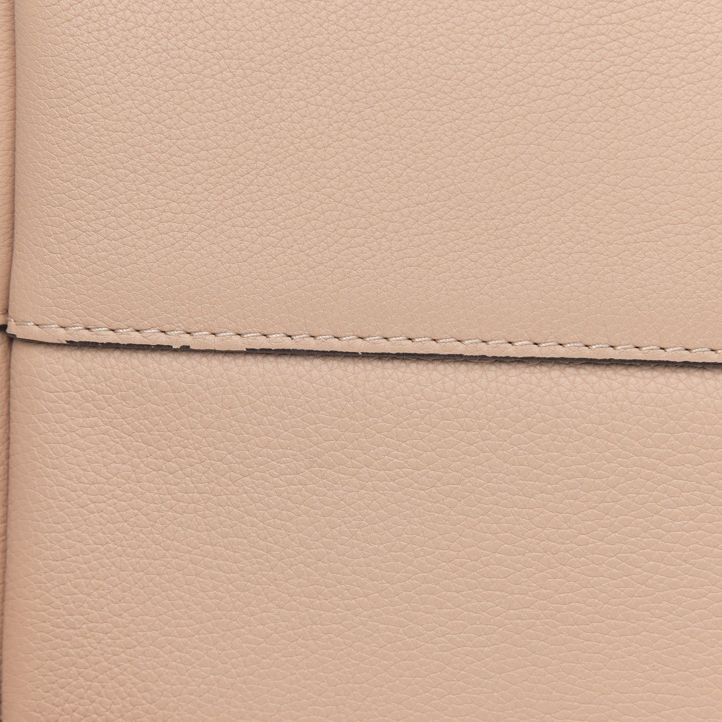 Calfskin Lockme Hobo Beige