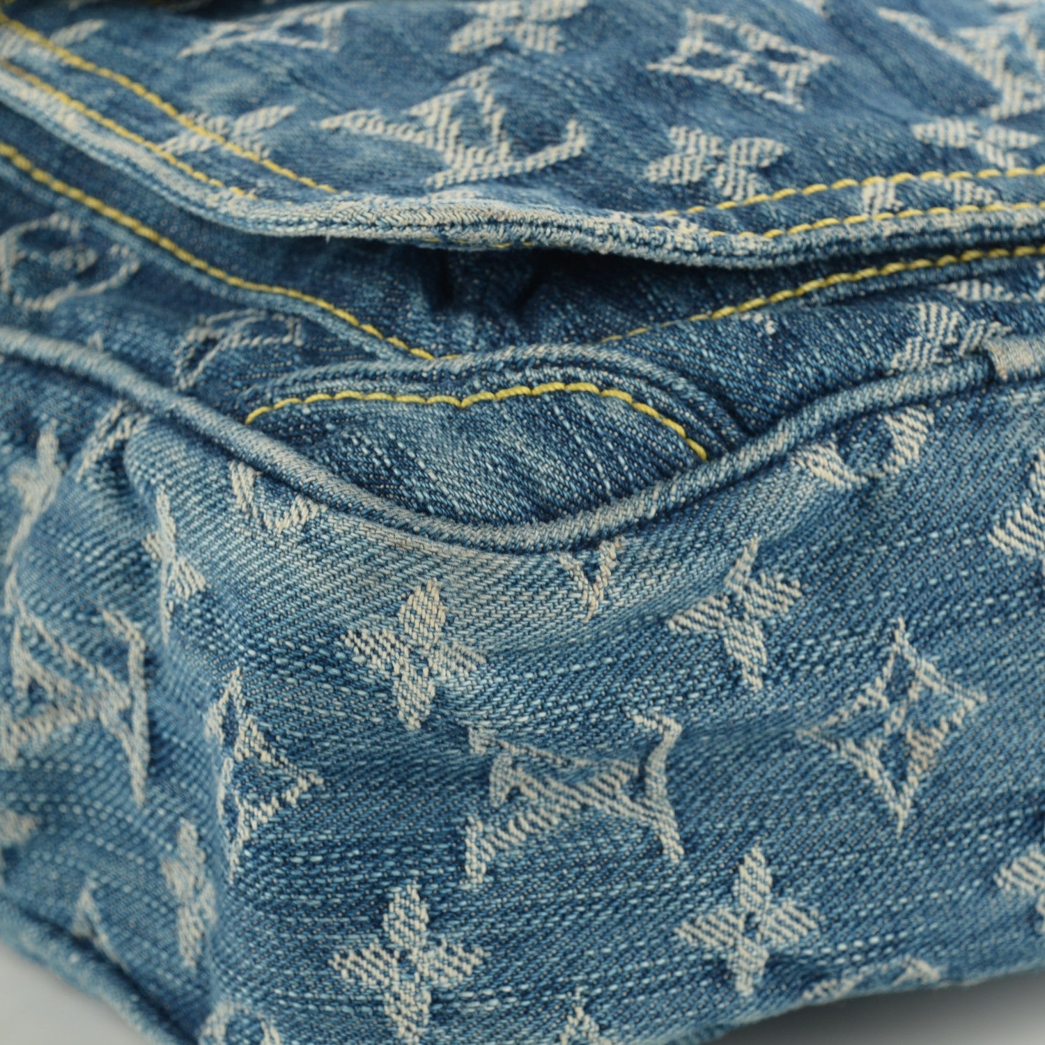 Louis Vuitton Denim Camera Bag Blue 7 of 7