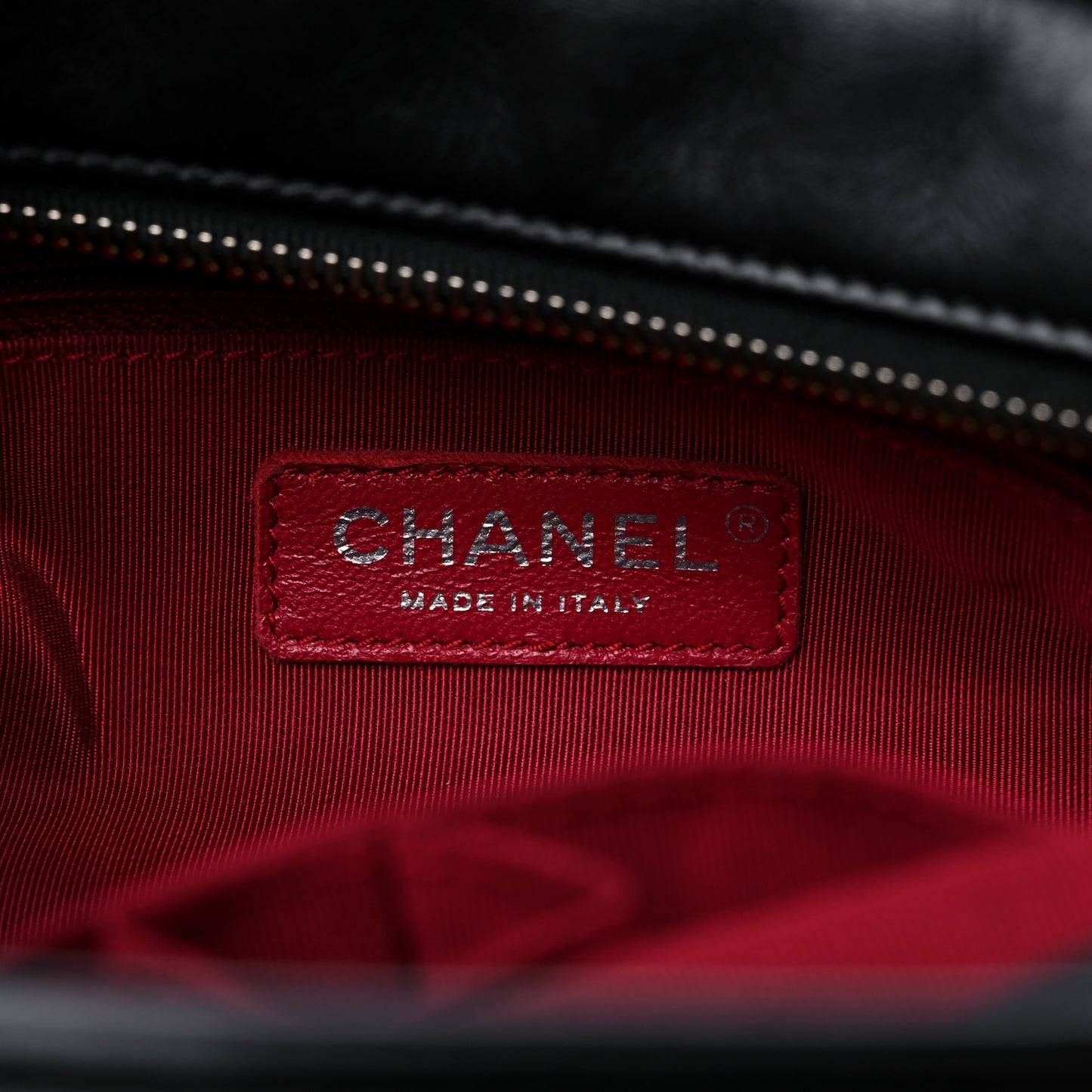 Aged Calfskin Quilted Medium Gabrielle Hobo Black
