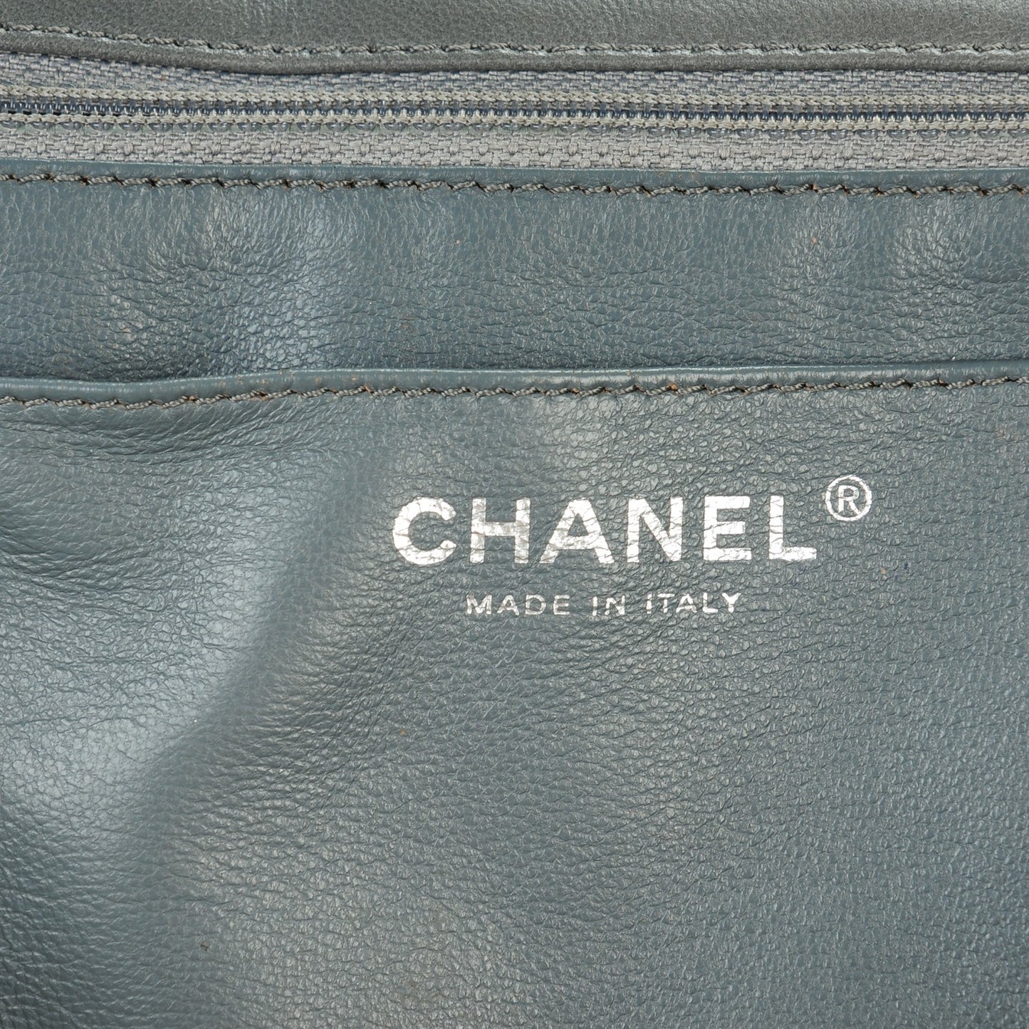 Patent Quilted Jumbo Single Flap Grey