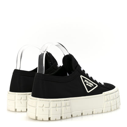 Prada Re-Nylon Gabardine Triangle Logo Double Wheel 50mm Sneakers 38.5 Black 4 of 8