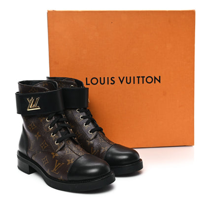 Louis Vuitton Calfskin Monogram Wonderland Flat Ranger Boots 41 Black 10 of 10