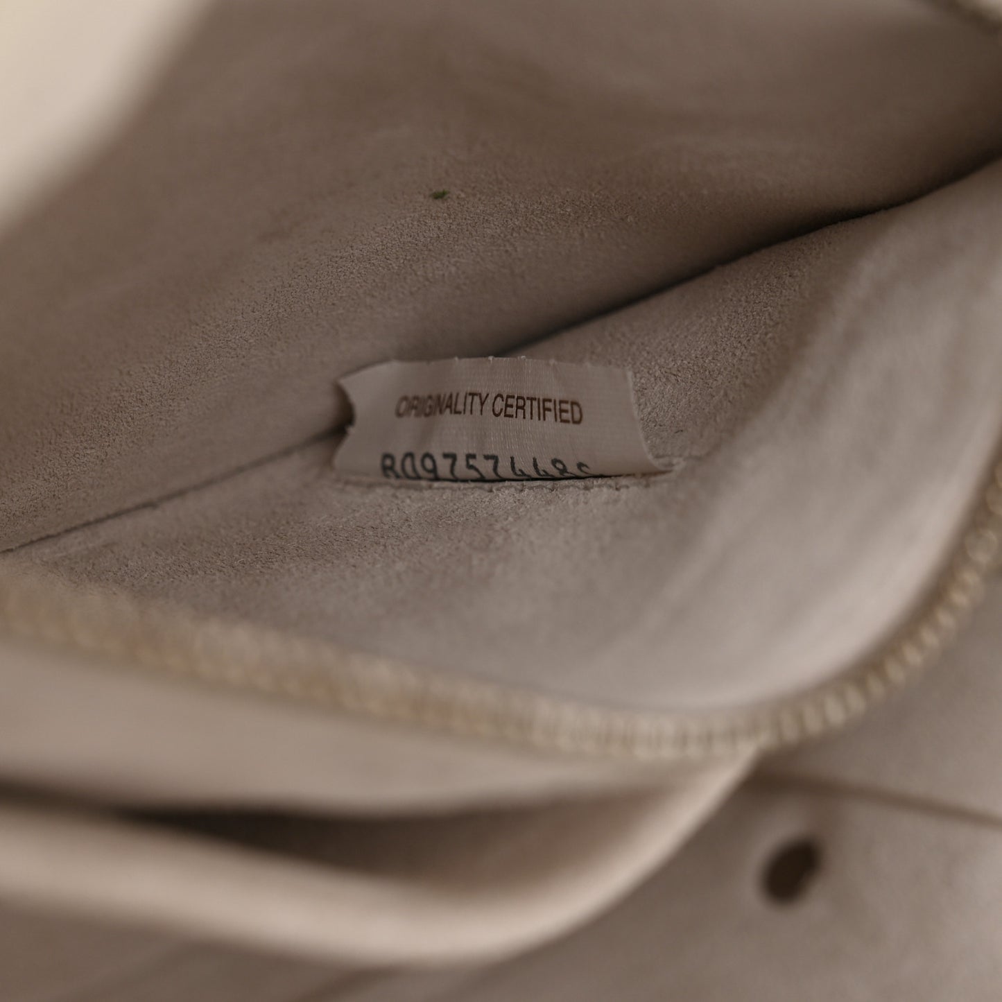 Buffalo Maxi Intrecciato Arco Tool Tote Chalk