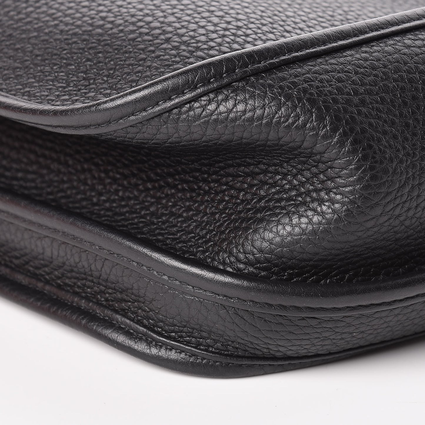Taurillon Clemence Evelyne III GM Black