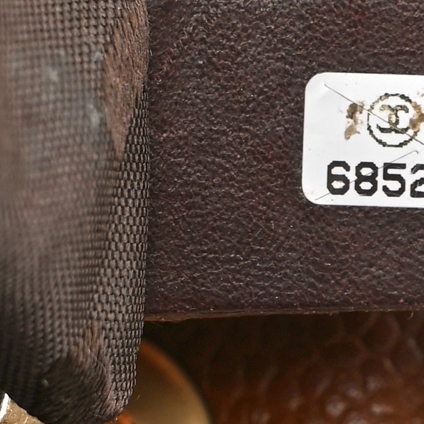 Caviar Shoulder Bag Brown