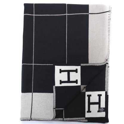 Hermes Wool Cashmere Avalon III Blanket Ecru Black 2 of 3