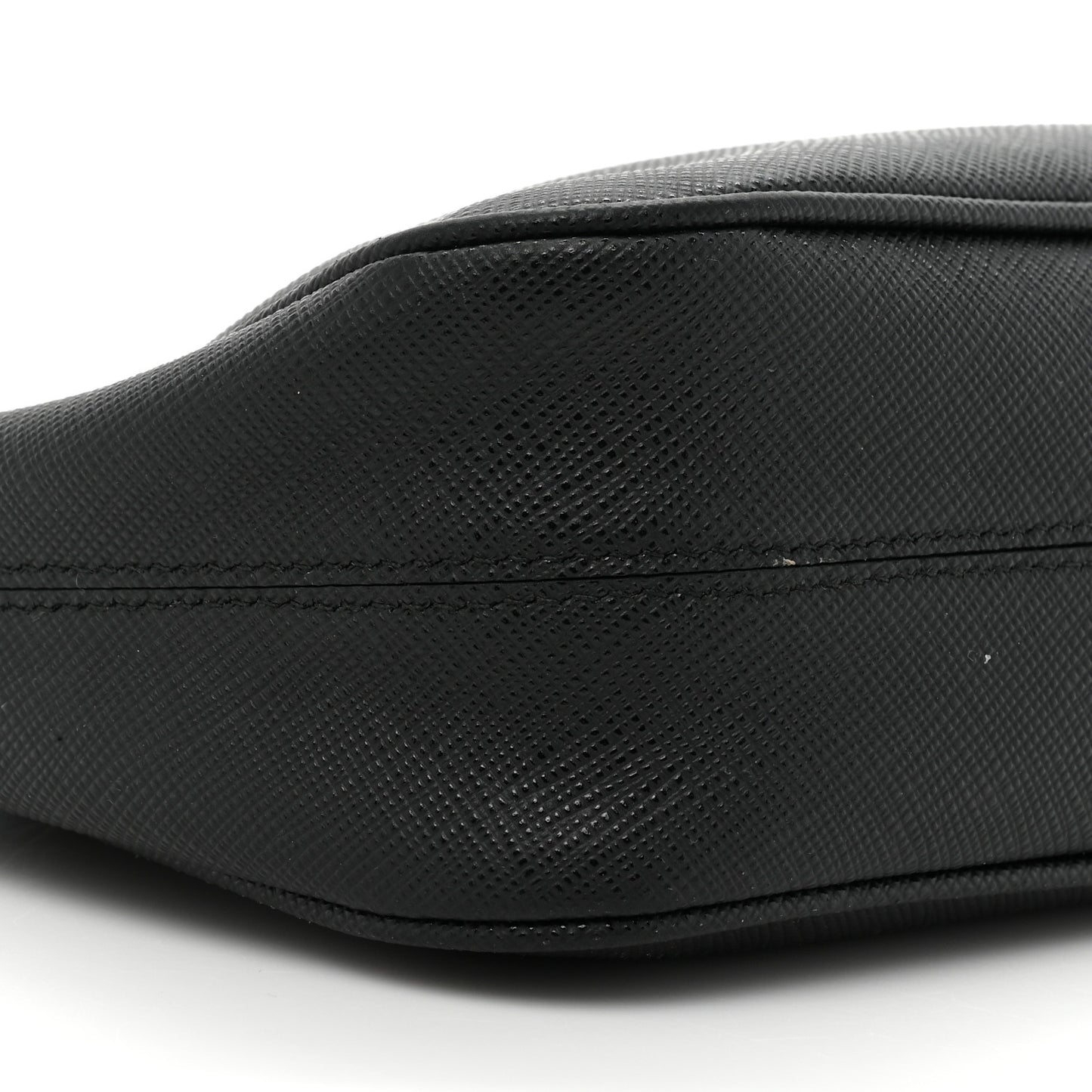 Saffiano Lux Re-Edition 2005 Shoulder Bag Black