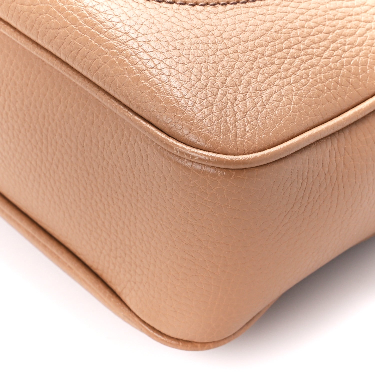 Gucci Pebbled Calfskin Small Soho Disco Bag Camelia 10 of 10