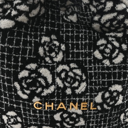 Chanel Cashmere Quilted Camellia Chanel 22 Black White 9 of 12