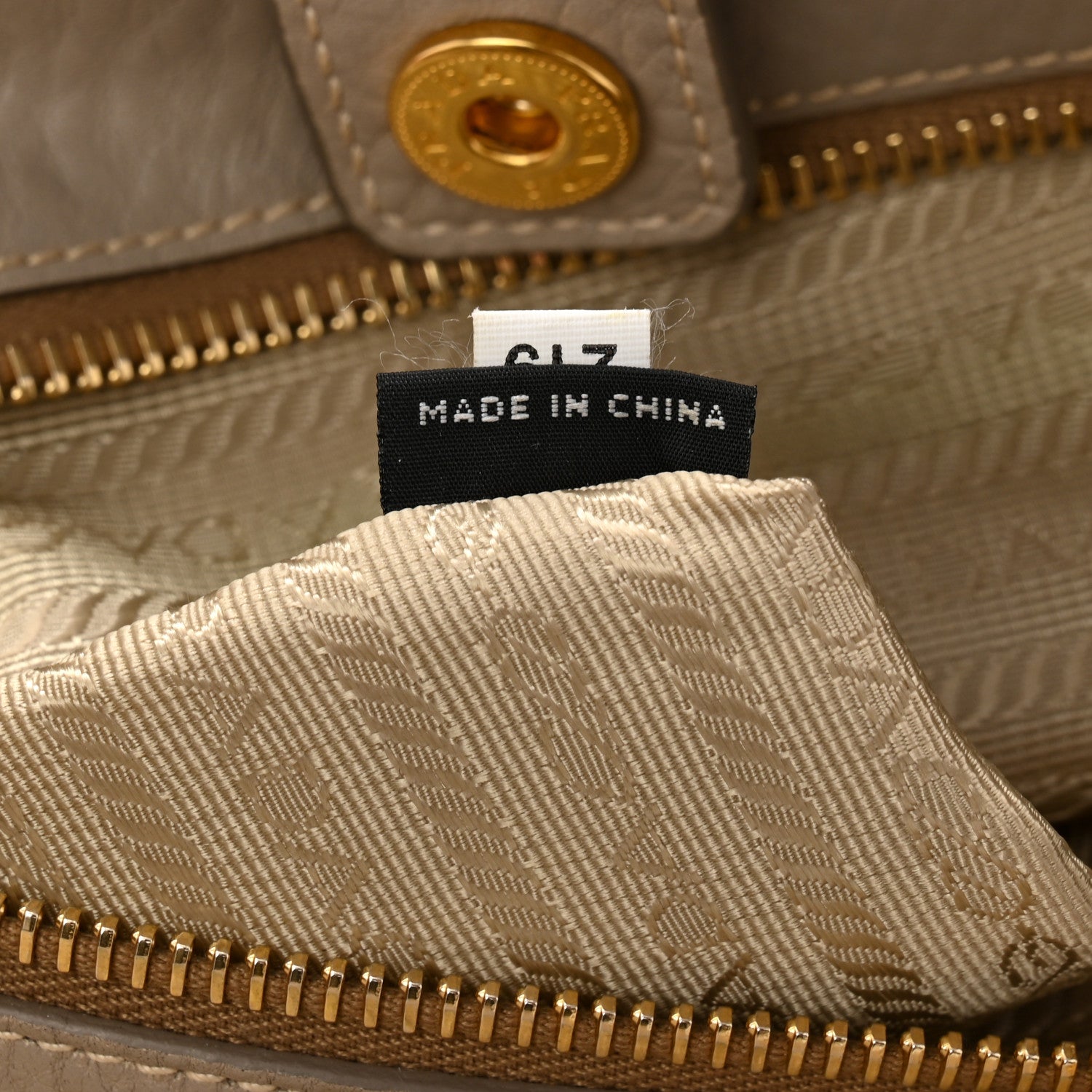 Prada Vitello Daino Tote Pomice 7 of 13