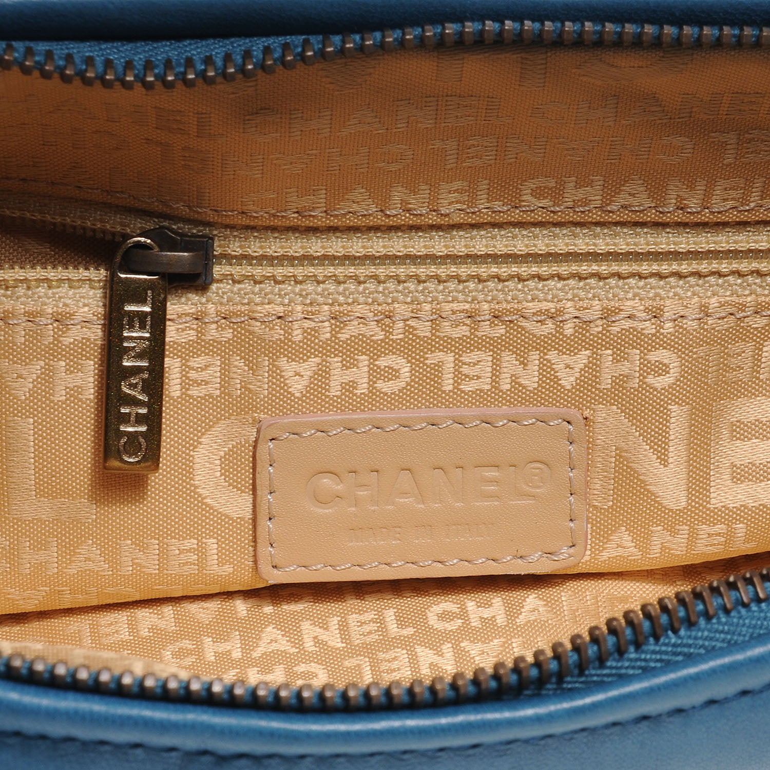 Chanel Lambskin Small Chain Hobo Turquoise 5 of 7