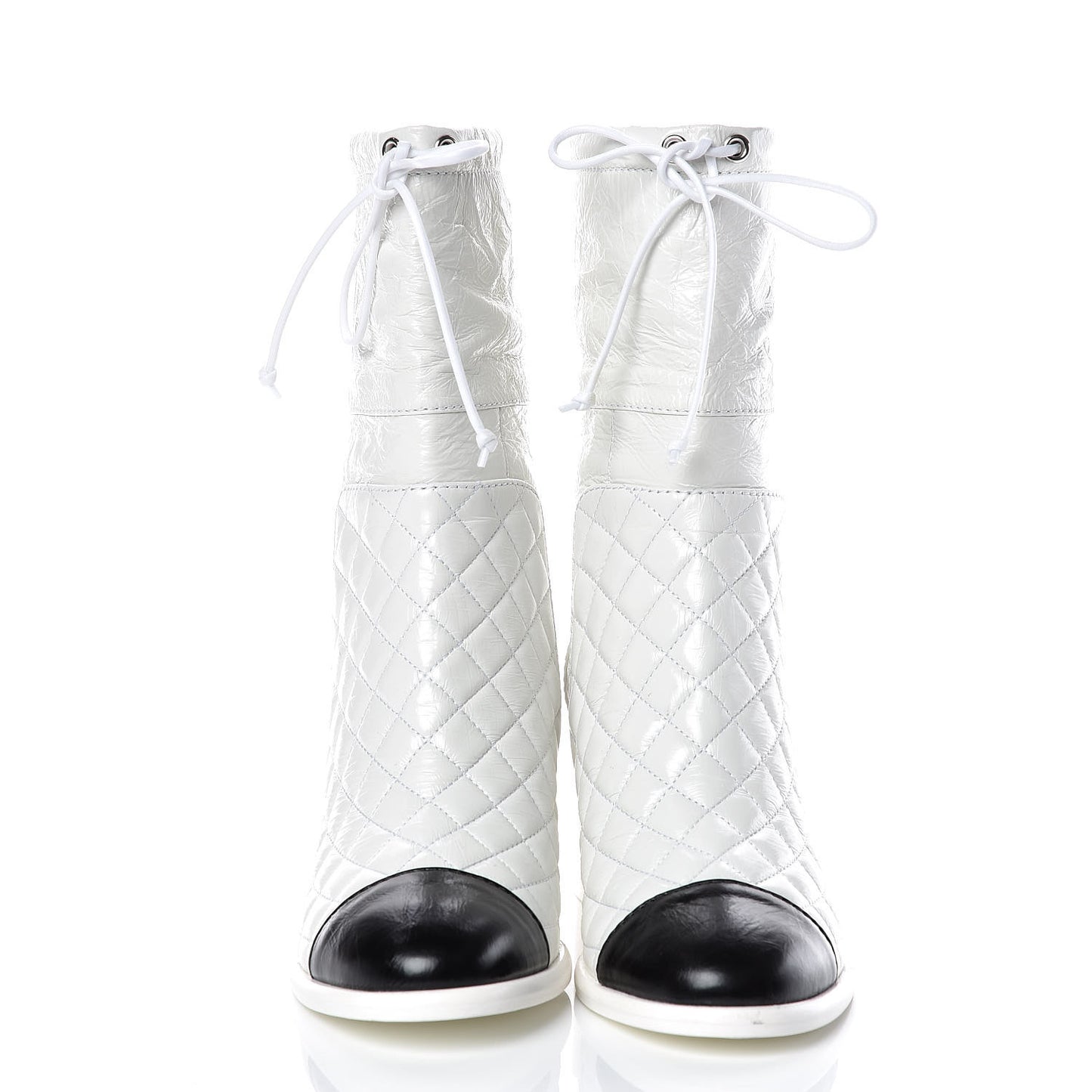 Crumpled Calfskin Quilted Cap Toe Short Boots 37.5 White Black