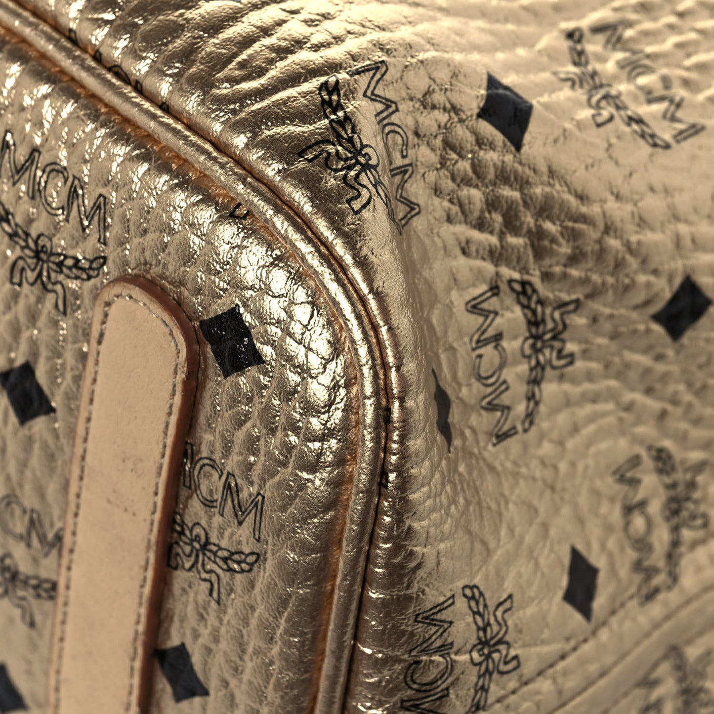 Metallic Visetos Medium Liz Reversible Shopper Tote Gold