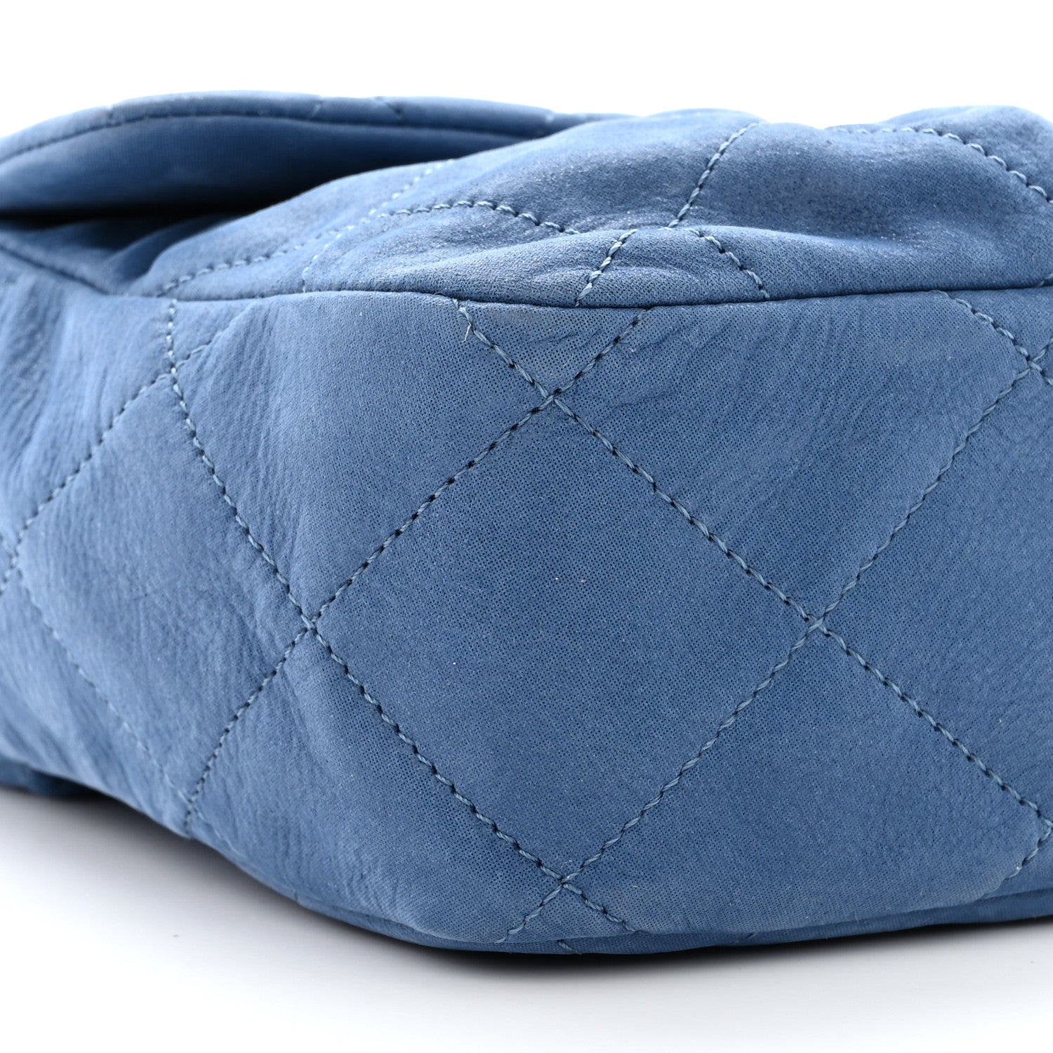 Chanel Iridescent Calfskin Large Chic Quilt Flap Blue 9 of 11