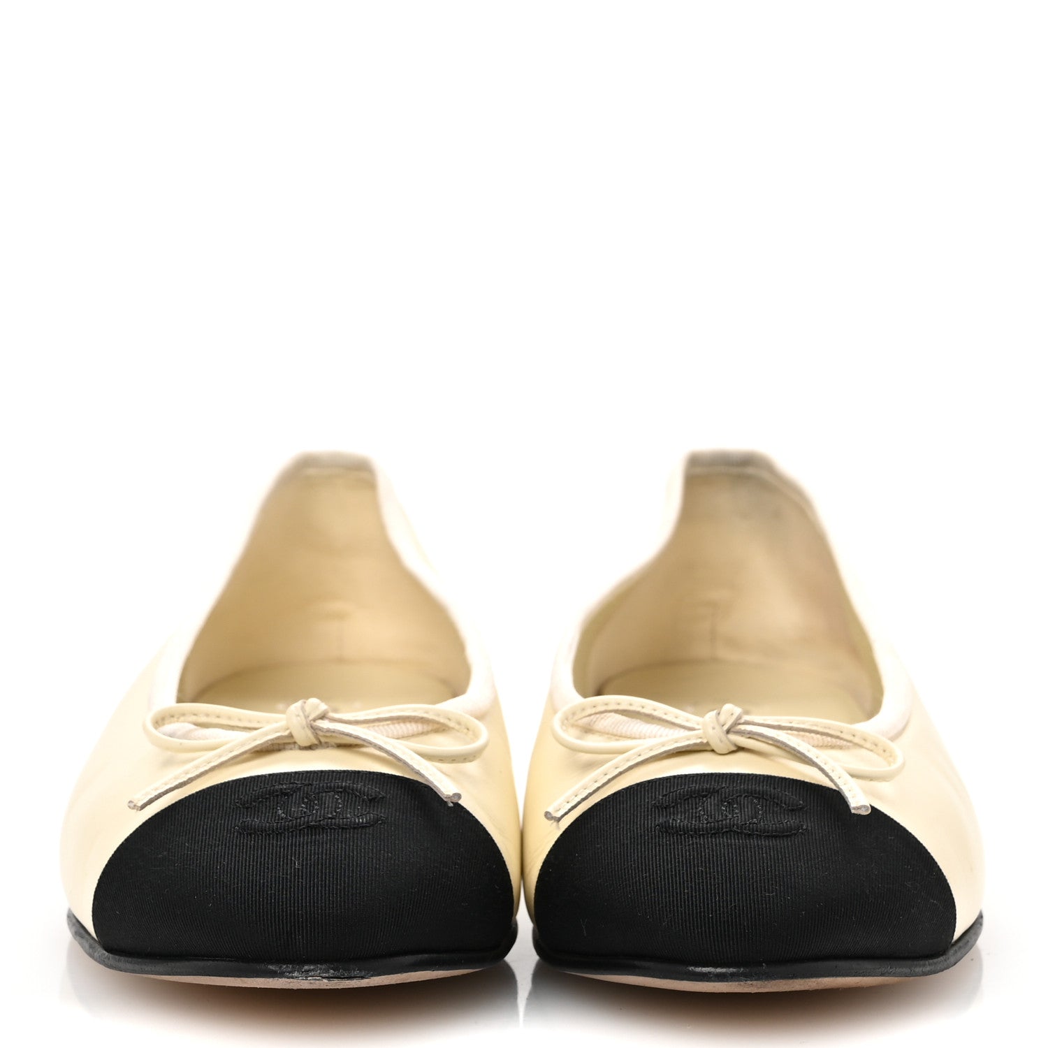 Chanel Calfskin Grosgrain Cap Toe CC Ballerina Flats 39.5 Ivory Black 3 of 11