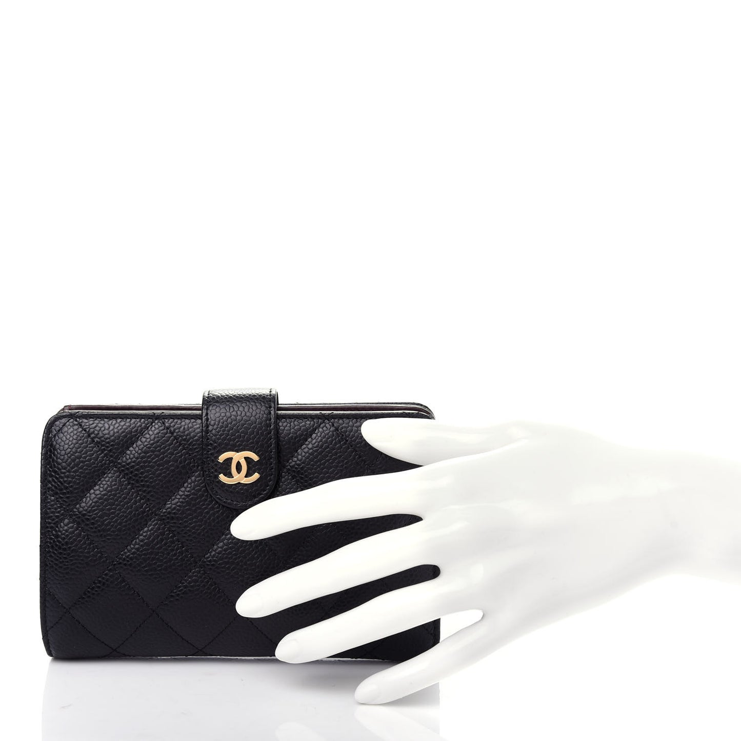 Caviar Quilted Zipped Pocket Wallet Black