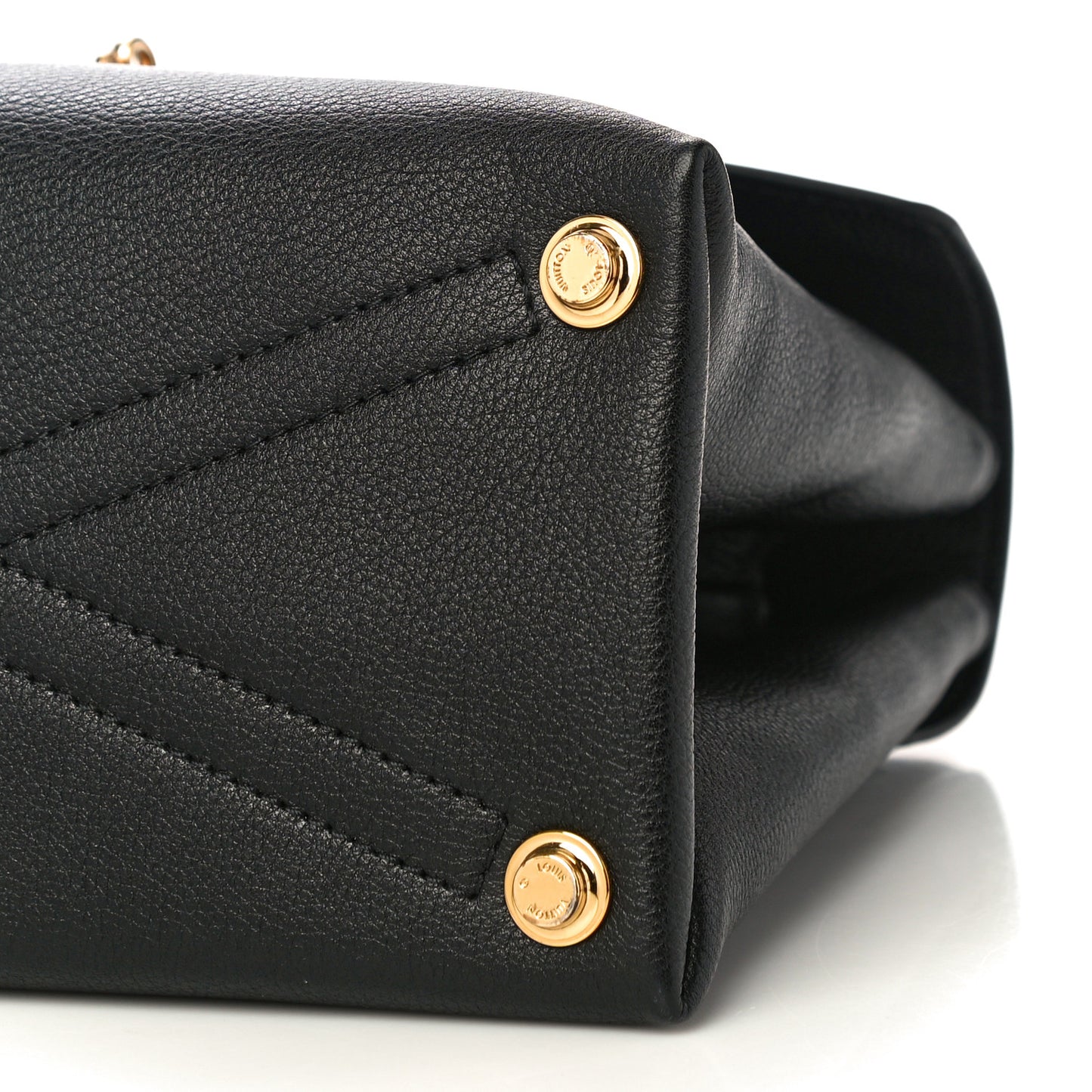 Grained Smooth Calfskin Rose Des Vents MM Black