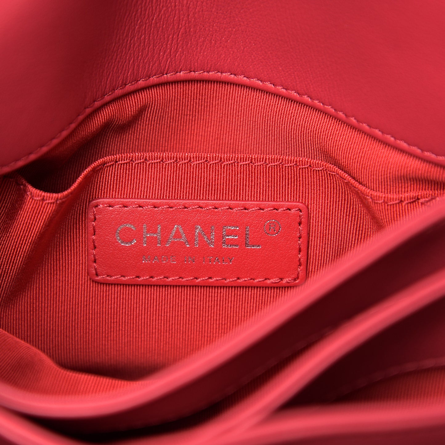 Calfskin Mini Tramezzo Flap Red