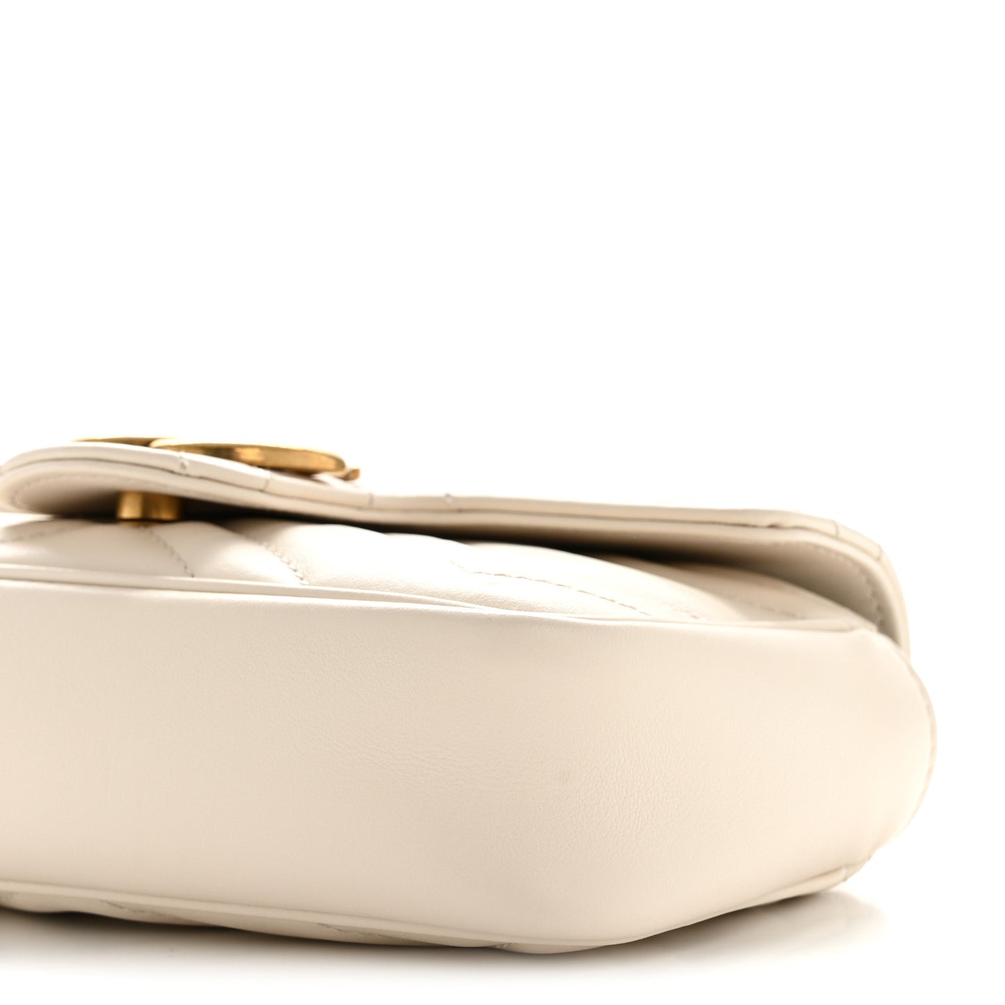 Calfskin Matelasse Super Mini GG Marmont Shoulder Bag White