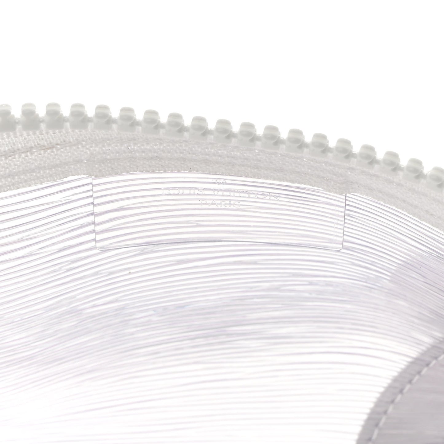 PVC Epi Embossed Wavy Keepall Bandouliere 50 White