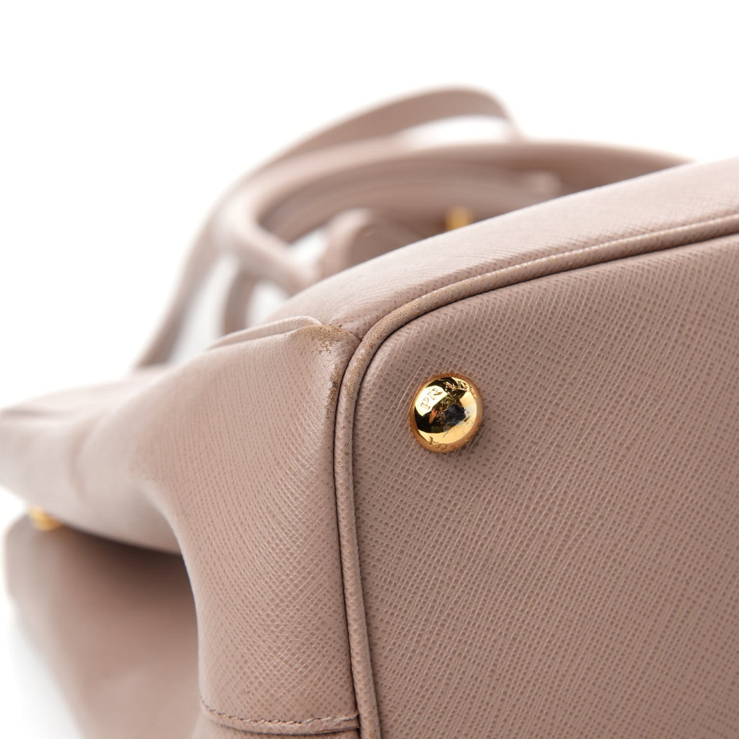 Saffiano Medium Galleria Double Zip Tote Cammeo