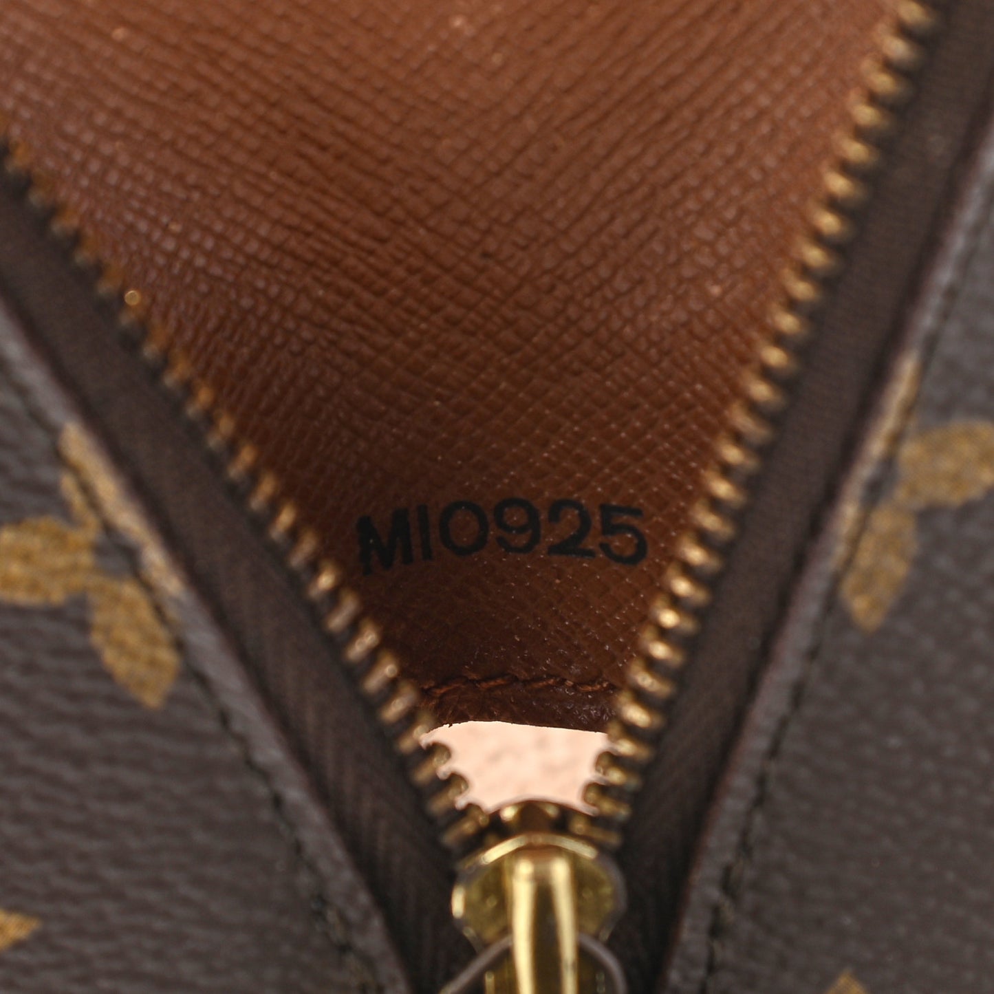 Monogram Trousse Demi Ronde