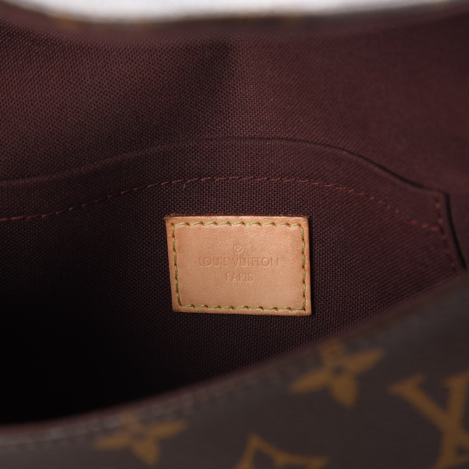 Louis Vuitton Monogram Favorite PM 7 of 14