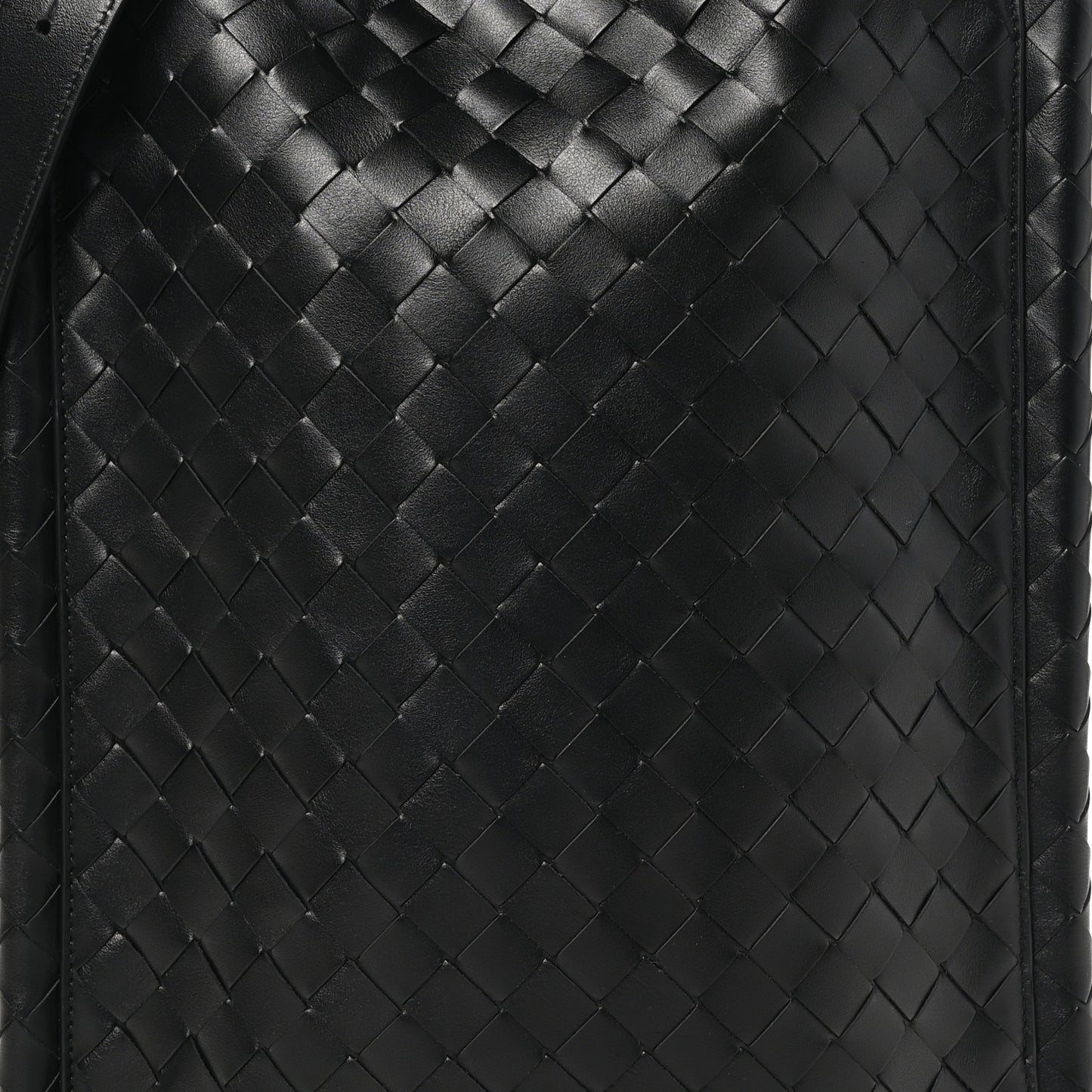 Nappa Intrecciato Large Flat Loop Messenger Black