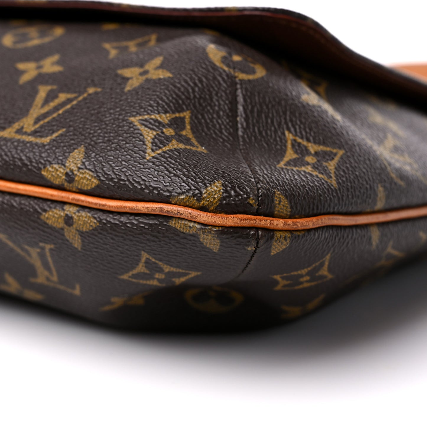Monogram Musette GM