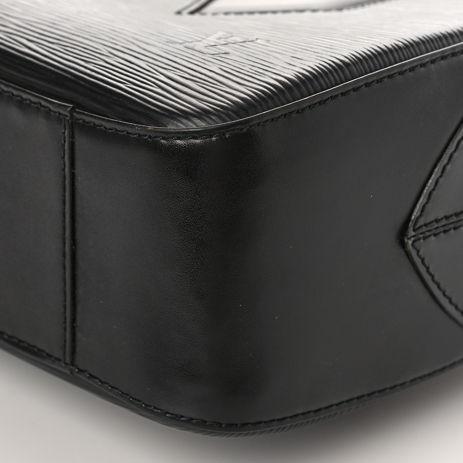 Louis Vuitton Epi Voltaire Black 8 of 8