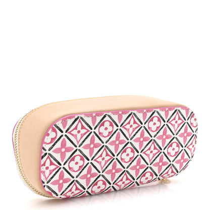 Louis Vuitton Monogram Giant By The Pool 2.0 Sunglasses Pouch GM Pink 3 of 6