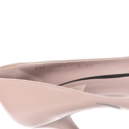 Valentino Garavani Calfskin VLTN Pumps 37 Poudre 8 of 9