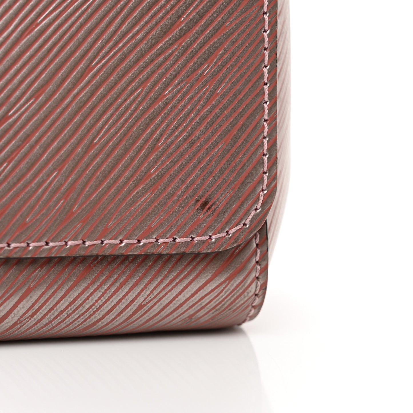 Epi Scarabeo Twist Shoulder Bag PM Rose Gold