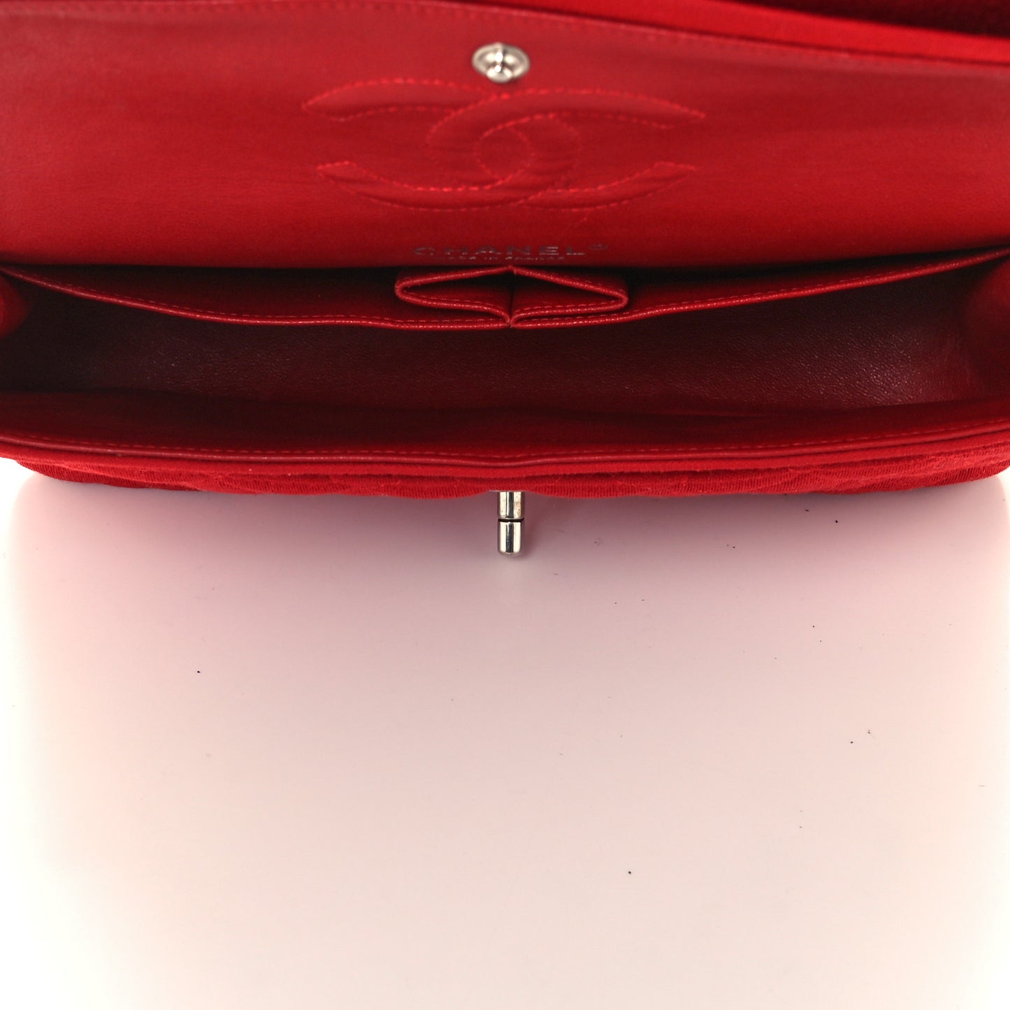 Jersey Quilted Medium Double Flap Red