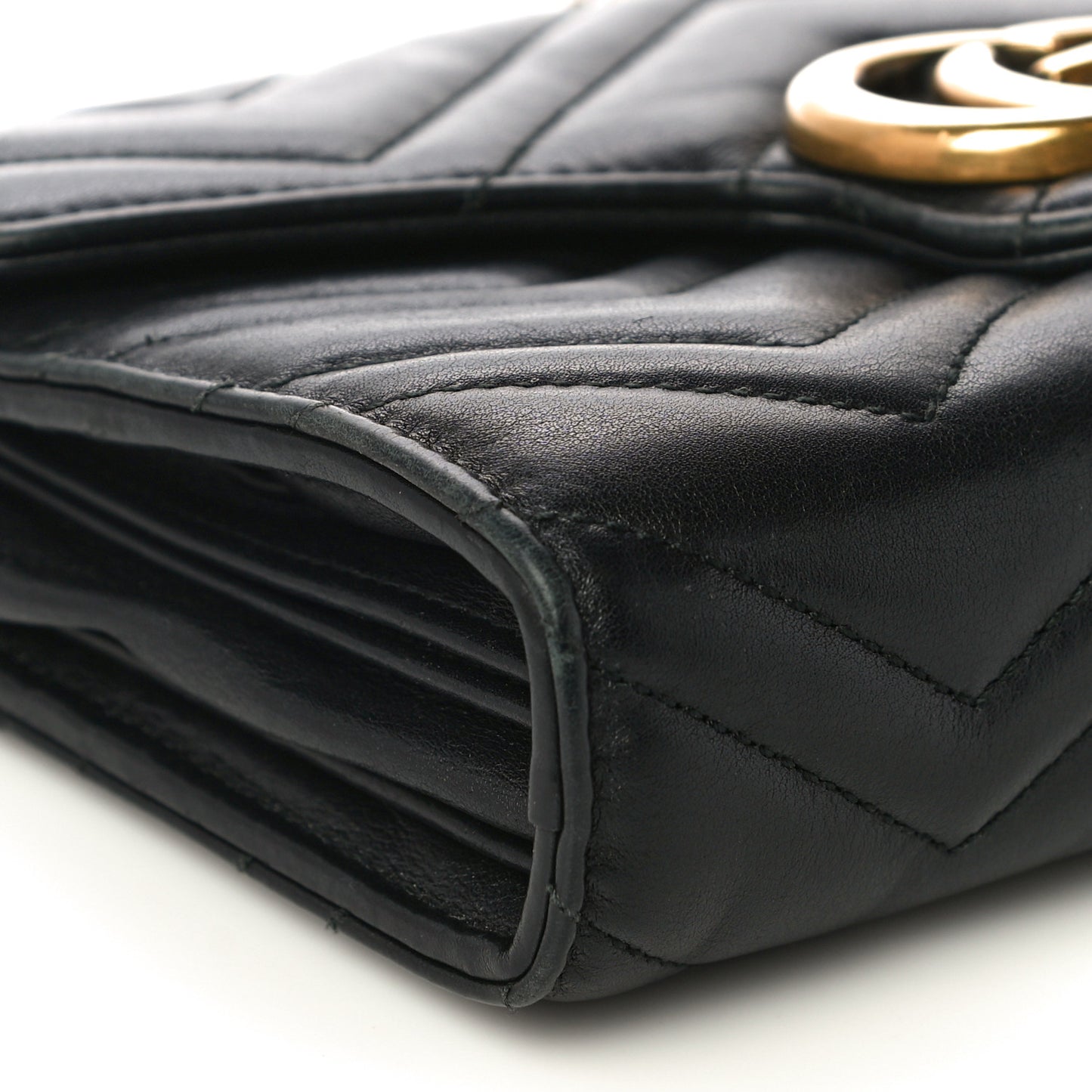 Calfskin Matelasse GG Marmont Chain Wallet Black