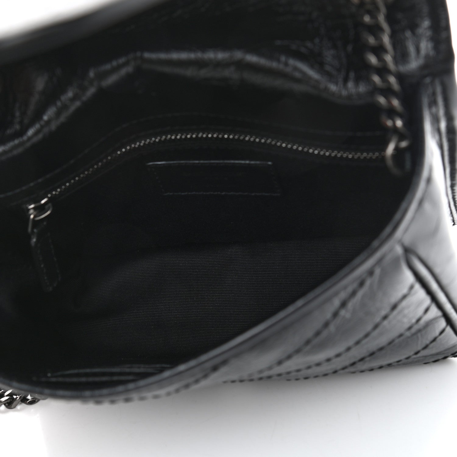 Saint Laurent Crinkled Calfskin Matelasse Monogram Niki Chain Wallet Black 5 of 10