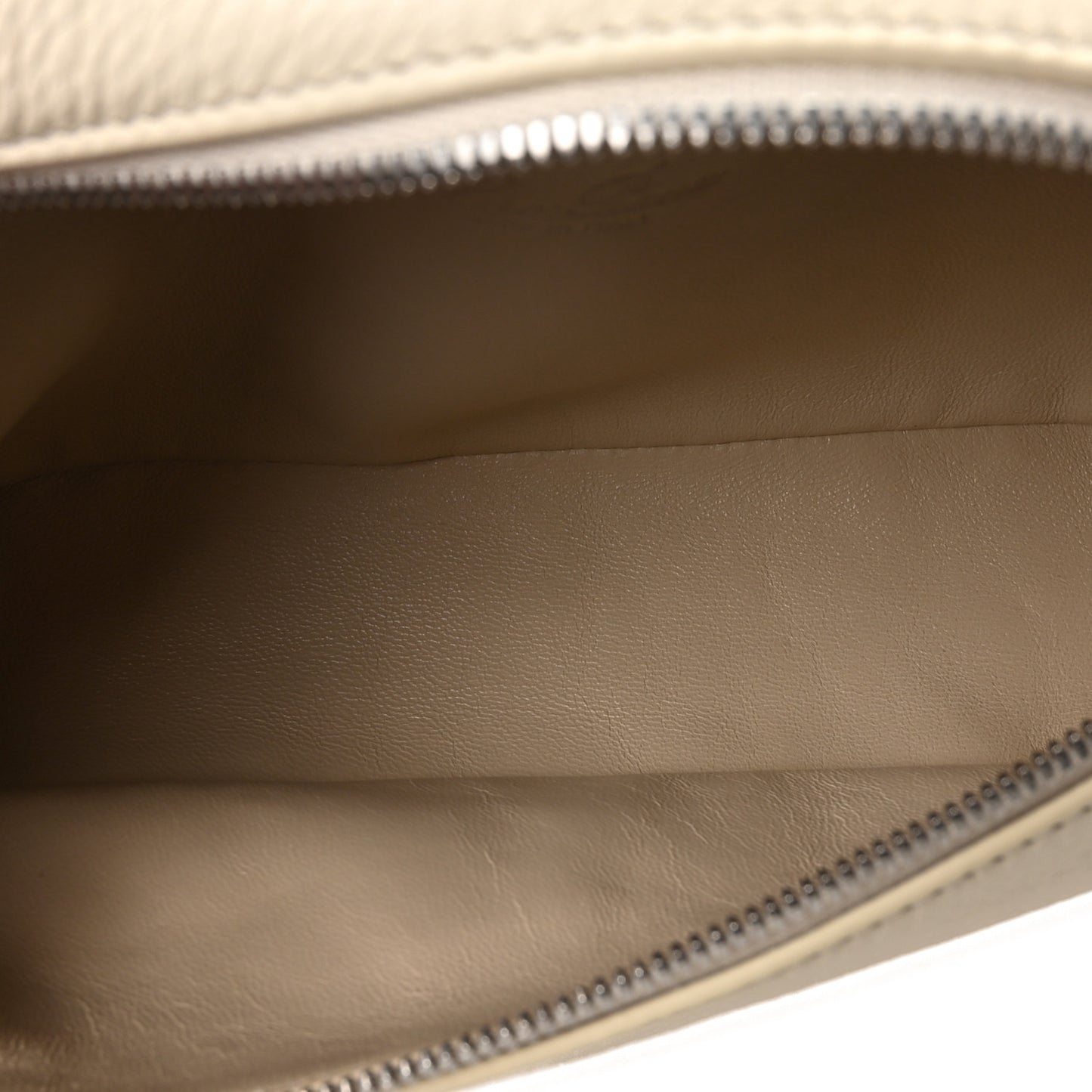 Tender Calfskin L19 Extra Pocket Pouch Whisper White