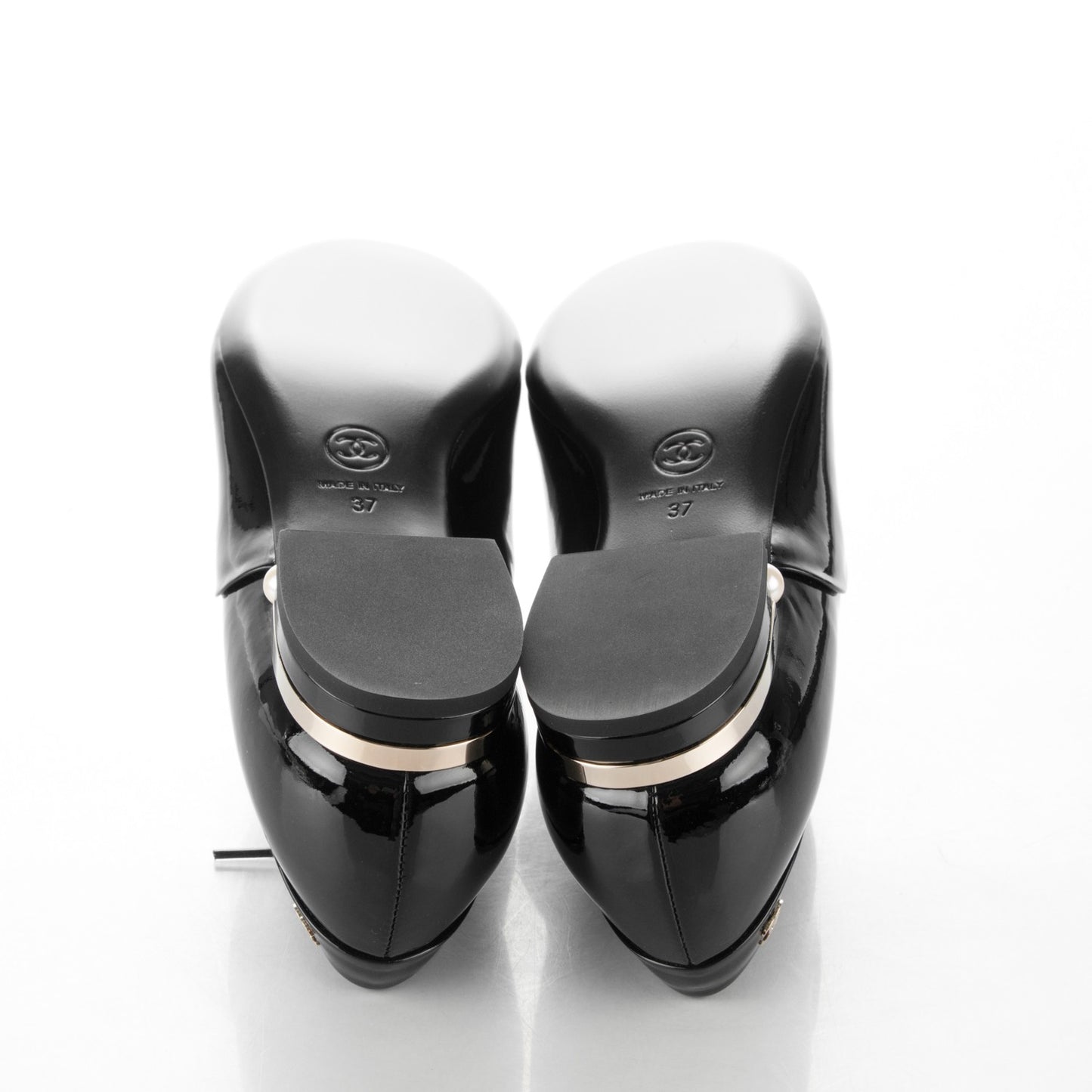 Calfskin Patent CC Lace Up Oxfords 37 Black