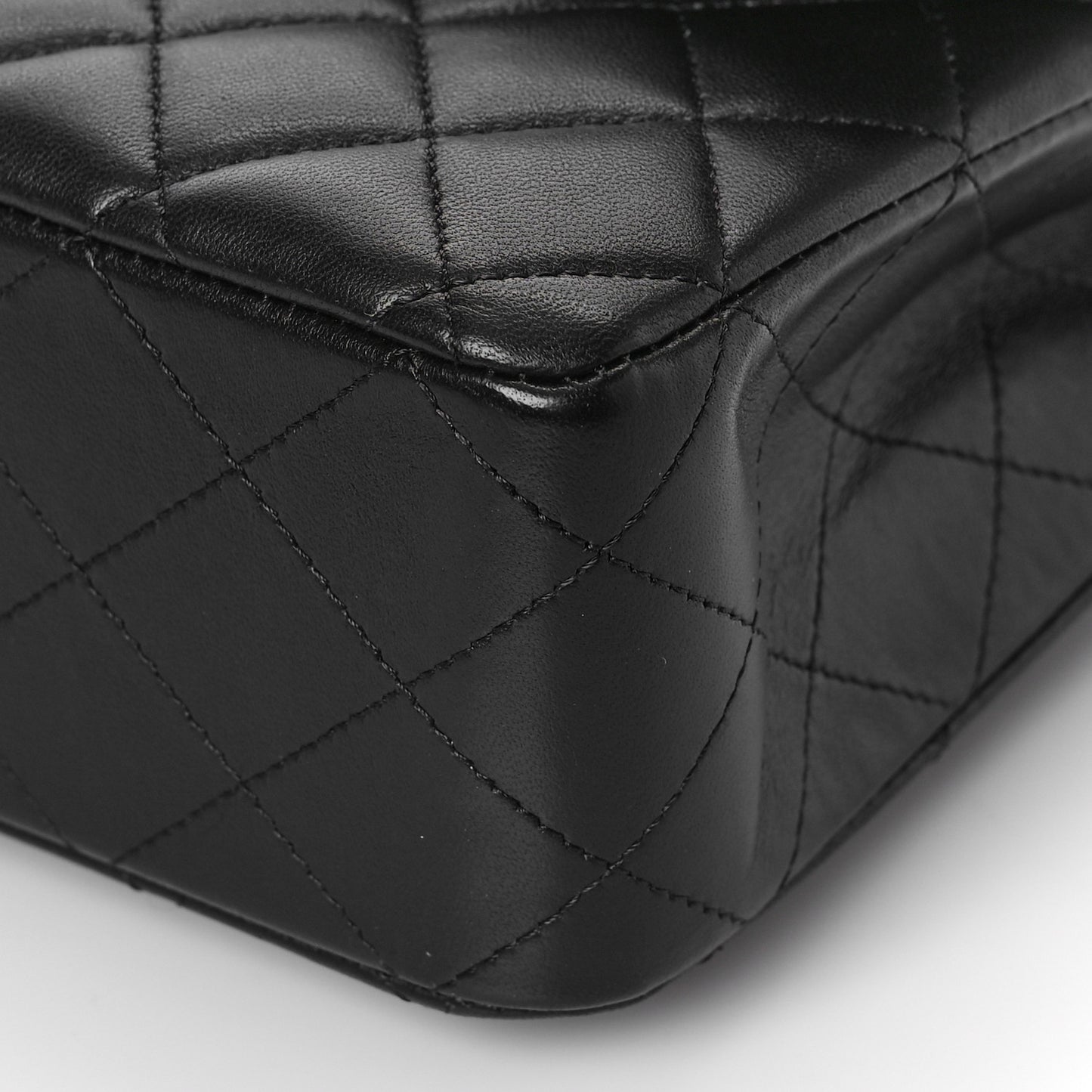 Lambskin Quilted Medium Double Flap So Black