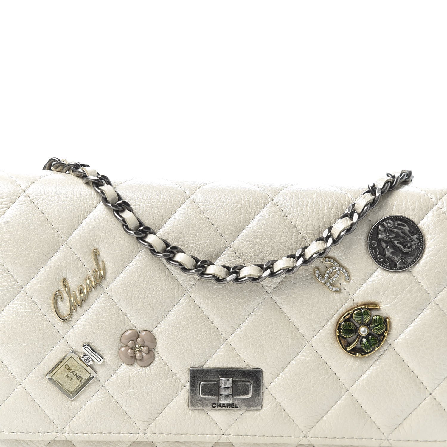 Chanel Metallic Calfskin Lucky Charms Casino 2.55 Reissue Wallet On Chain WOC Ivory 10 of 11