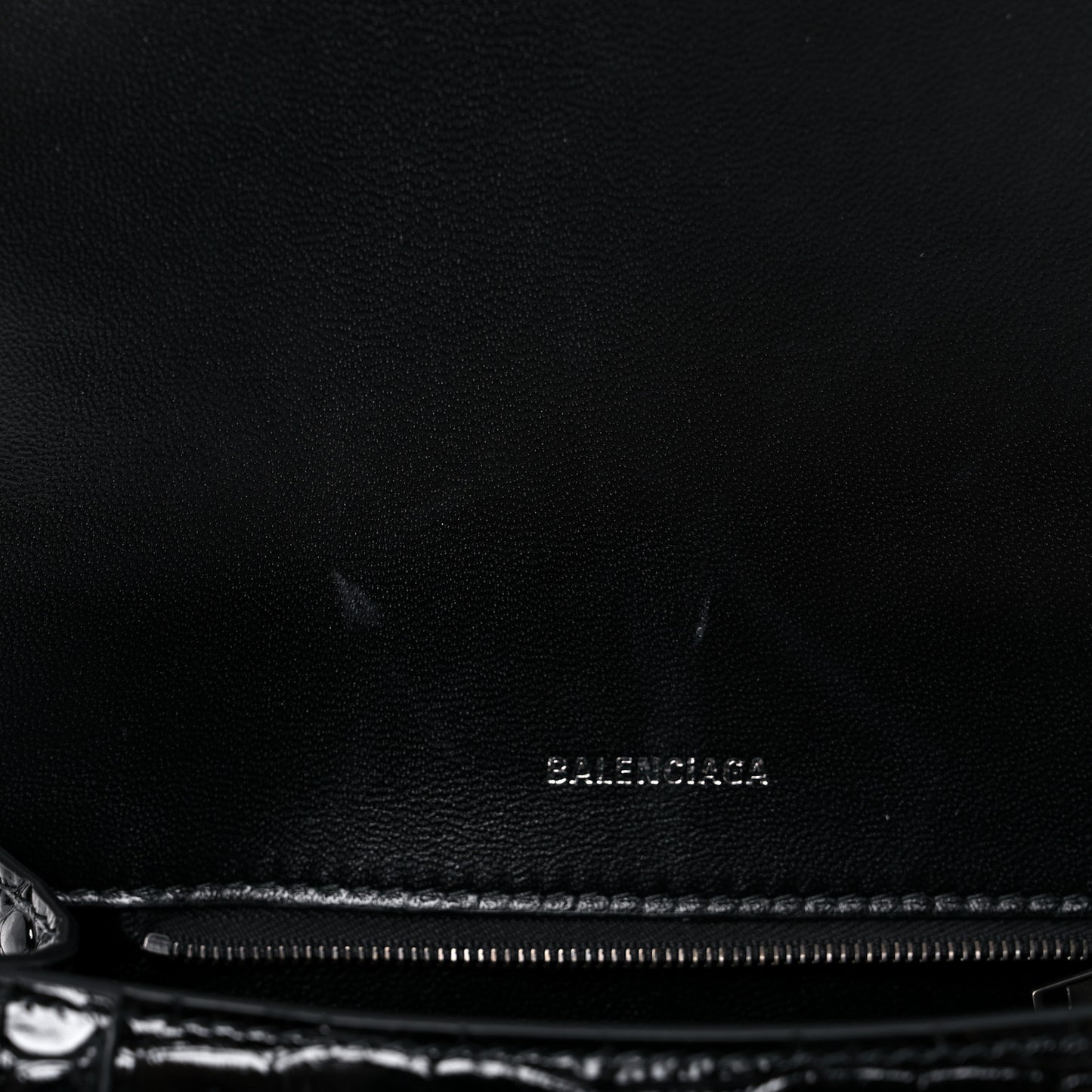 Shiny Calfskin Monochrome Crocodile Embossed Small Hourglass Top Handle Bag Black