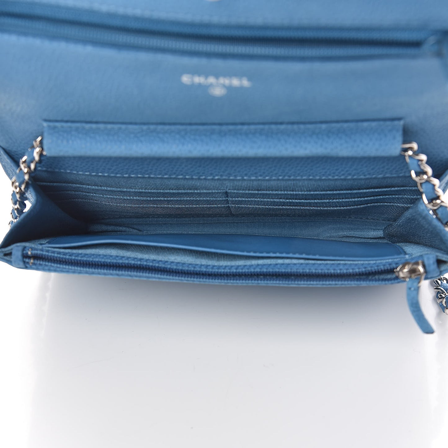 Iridescent Caviar Quilted Wallet On Chain WOC Blue