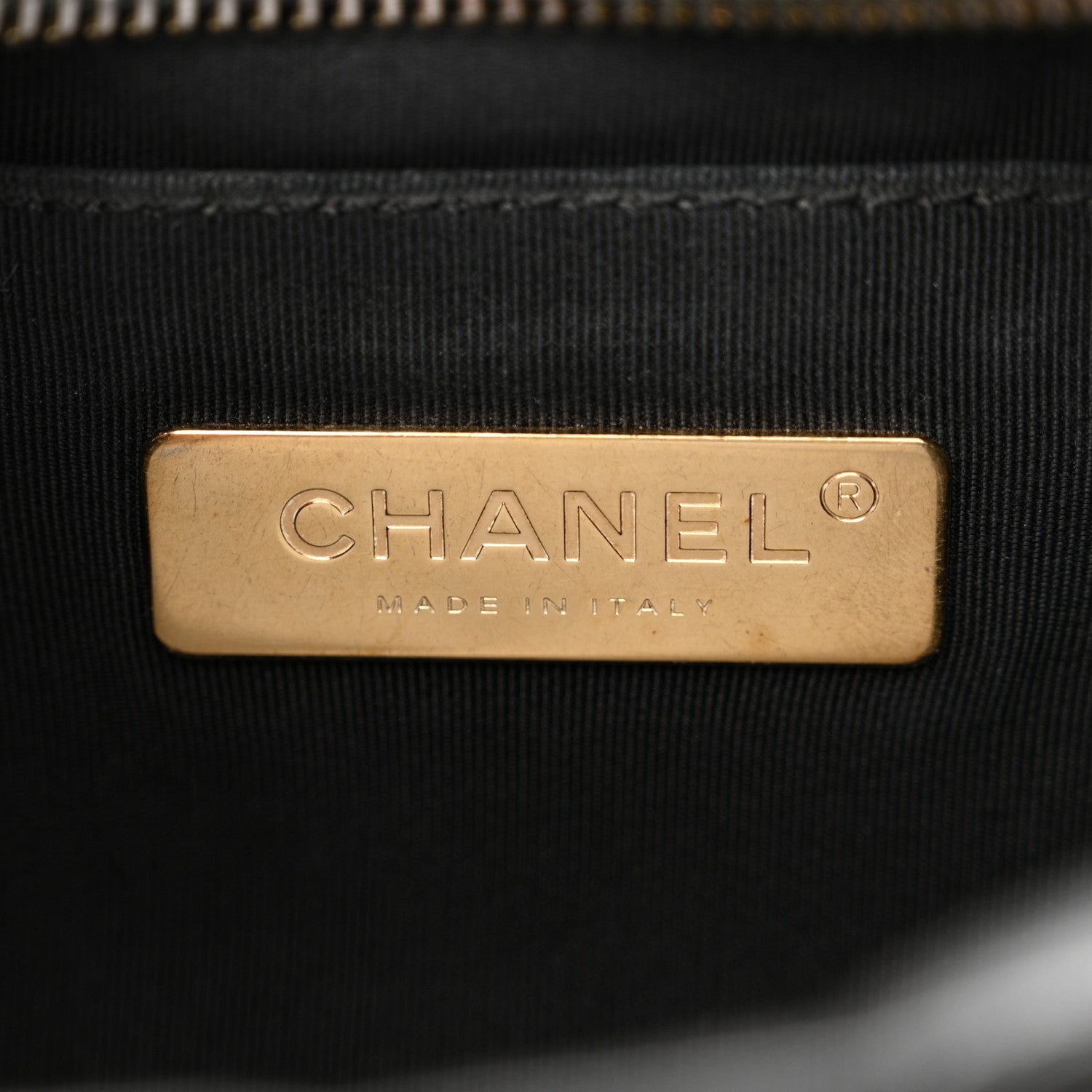 Chanel Shiny Caviar Quilted Small In & Out Camera Case Black 6 of 12